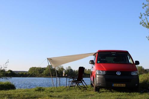 Vw Transporter off grid 4x4 camper te huur (red Adventure;), Caravans en Kamperen, Campers, Bedrijf, Bus-model, tot en met 4, Volkswagen