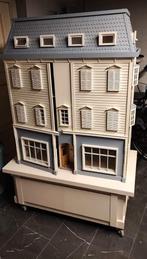 Prachtig groot houten poppenhuis, Ophalen, Zo goed als nieuw, Poppenhuis