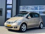 Mercedes-Benz A-Klasse  stoelverwarming trekhaak, Auto's, Voorwielaandrijving, 1498 cc, 400 kg, Handgeschakeld