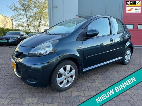 Toyota Aygo 1.0-12V Aspiration Green Navigator ( Airco + Nav, Auto's, Toyota, Bedrijf, Te koop, Aygo, ABS, Airbags, Airconditioning