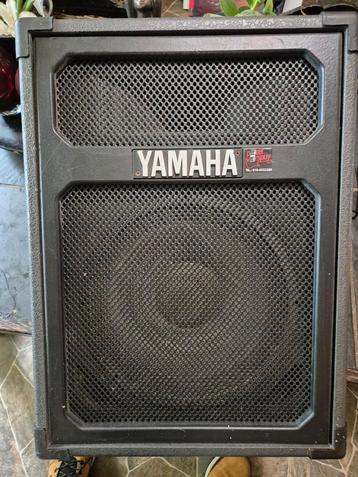 yamaha vloermonitor beschikbaar voor biedingen