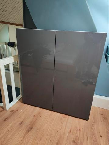 Besta kast Ikea 2 deurs grijs hoogglans 