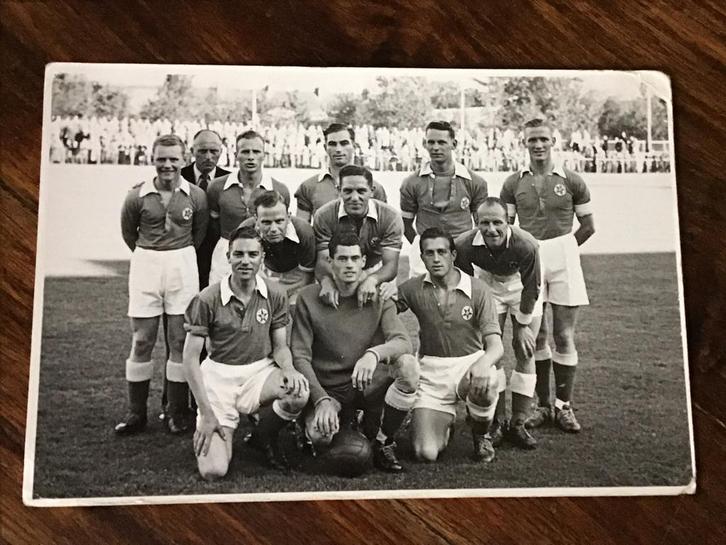 Voetbal oude elftalkaart GVAV, Verzamelen, Sportartikelen en Voetbal, Gebruikt, Spelerskaart, Buitenlandse clubs, Ophalen of Verzenden