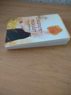 Zwanenmoeder- Janny den Besten, Ophalen of Verzenden, Gelezen