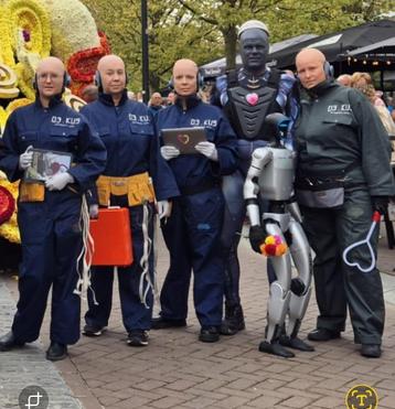 Carnaval?  Overalls met gereedschapsriem beschikbaar voor biedingen