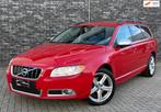 Volvo V70 2.4 D5 Summum 2000kg Trekgewicht|Adap Cruise|BLIS|, Auto's, Euro 5, Gebruikt, Diesel, USB