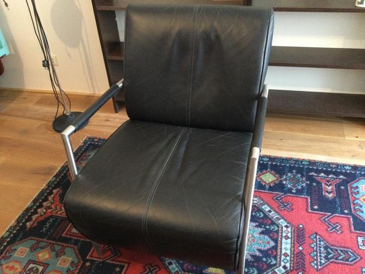 Zwarte leren stoel - perfect., Huis en Inrichting, Fauteuils, Zo goed als nieuw, Leer, Minder dan 50 cm, Minder dan 75 cm, Ophalen