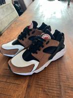 Nike air huarache 42,5, Ophalen, Zo goed als nieuw, Overige kleuren