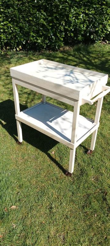 Vintage Trolley bijzettafel  serveerwagen  beschikbaar voor biedingen