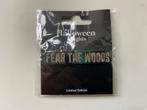 toverland pin fear the woods halloween, Verzamelen, Speldjes, Pins en Buttons, Verzenden, Nieuw, Overige onderwerpen, Speldje of Pin