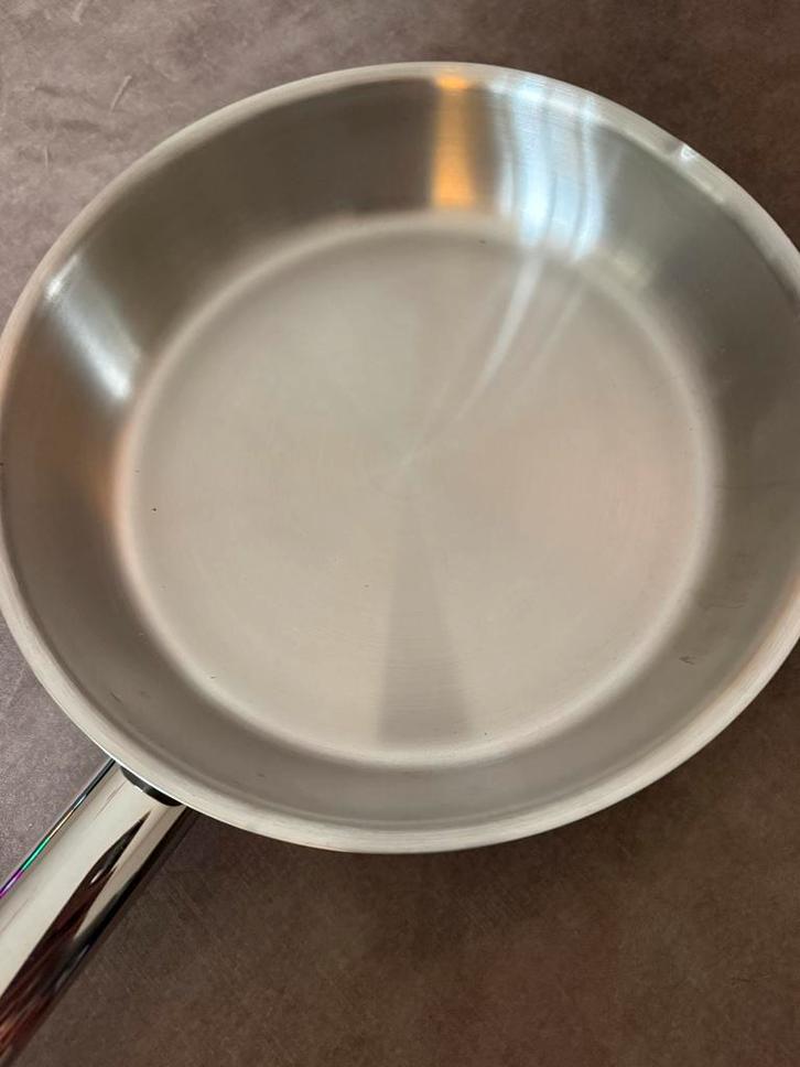 Demeyere Resto 3 koekepan 24cm incl deksel, Huis en Inrichting, Keuken | Potten en Pannen, Nieuw, Rvs, Ophalen of Verzenden