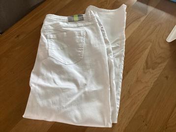 Broek wit 7/8 maat 44 Cecil Toronto z.g.a.n. beschikbaar voor biedingen