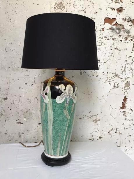 Ranke Tafellamp lelies , Huis en Inrichting, Lampen | Tafellampen, Zo goed als nieuw, 50 tot 75 cm, Hout, Metaal, Overige materialen