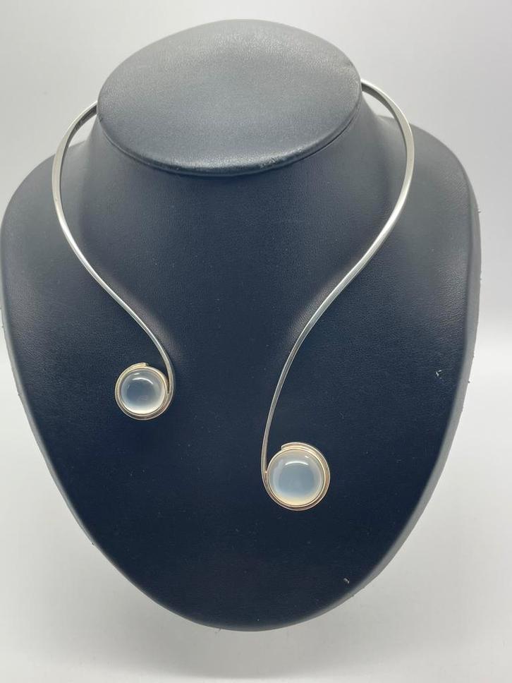 B46 Prachtige zilveren design choker handarbeid, Sieraden, Tassen en Uiterlijk, Antieke sieraden, Ketting, Zilver, Met edelsteen