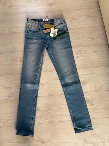 Vingino spijkerbroek jongen. Maat 164 beschikbaar voor biedingen