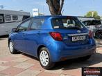 Toyota Yaris 1.5 Hybrid navi ,camera automaat, Gebruikt, 4 cilinders, Blauw, Startonderbreker