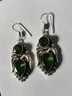 Mooie 925 oorbellen met peridot, Sieraden, Tassen en Uiterlijk, Oorbellen, Hangers, Nieuw, Ophalen of Verzenden, Met edelsteen