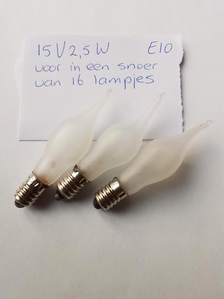 3 kaarslampjes 15V2,5W reservelampjes kerstverlichting E10, Diversen, Kerst, Nieuw, Ophalen of Verzenden