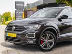 Volkswagen T-Roc 1.5 TSI AUT7 R-LINE SPORT NAVI DIGIDASH APP, Stof, Euro 6, 4 cilinders, 150 pk