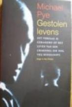 Gestolen levens Michael Pye, Het vonnis Joh Grisham, Ophalen of Verzenden, Zo goed als nieuw