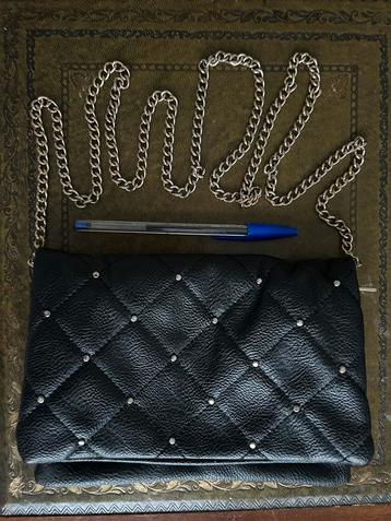 Zwarte Schoudertas laag prijs beschikbaar voor biedingen