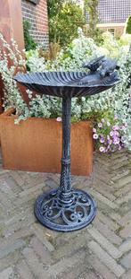 VOGELDRINKSCHAAL IN SCHELPVORM / GIETIJZER, Tuin en Terras, Vogelhuisjes en Vogelbaden, Huis en tuin decoratie Marie, Nieuw, Info@huisentuindecoratiemarie.nl