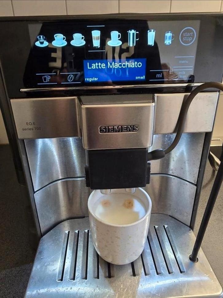 Siemens EQ.6 series 700 Koffiemachine volautomaat, Witgoed en Apparatuur, Koffiezetapparaten, Gebruikt, Koffiebonen, Koffiemachine