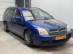 Opel Vectra Wagon 1.8-16V Essentia, Stof, 1370 kg, 4 cilinders, Blauw