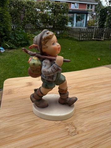 M.I. Hummel – The Run‑A‑Way (HUM 327 – 1955) vroege oplage beschikbaar voor biedingen