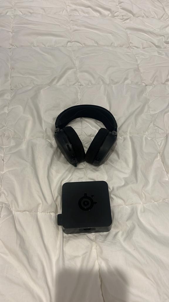 SteelSeries Arctis 7 Transmitter & Steelseries Headset, Computers en Software, Headsets, Zo goed als nieuw, Over-ear, Ophalen of Verzenden