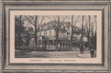 Dordrecht - Hotel Ponsen Stationstraat - 1914 - Politieagent beschikbaar voor biedingen