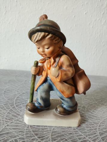 Beeldje van Hummel, 'De Kleine Cellist', zo goed als nieuw beschikbaar voor biedingen