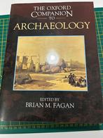The Oxford Companion to Archaeology, Ophalen of Verzenden, Zo goed als nieuw