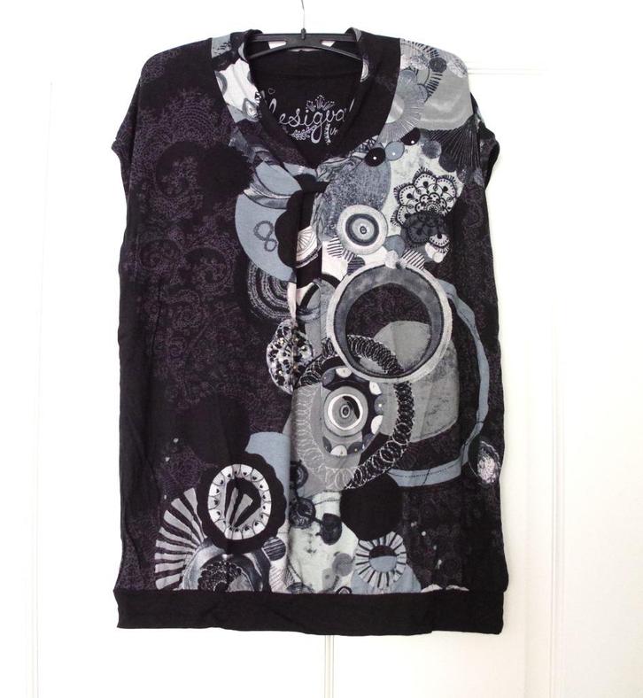 Desigual - Top / Blouse - Zwart/Wit - maat XXL, Kleding | Dames, Blouses en Tunieken, Zo goed als nieuw, Maat 46/48 (XL) of groter