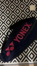 Yonex tennis tas zwart met rode letters, Sport en Fitness, Tennis, Ophalen of Verzenden, Zo goed als nieuw, Tas, L2