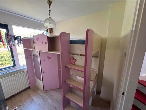 Prachtige hoogslaper met bureau en ruime kast, Kinderen en Baby's, Kinderkamer | Stapelbedden en Hoogslapers, Zo goed als nieuw