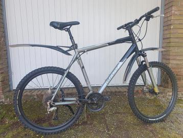 Grote mountainbike 21 versnellingen schijfremmen beschikbaar voor biedingen