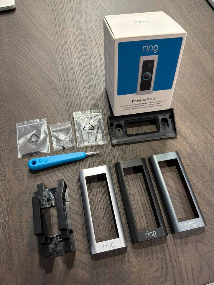 Ring Doorbell Pro 2 accesoires, Huis en Inrichting, Deurbellen, Zo goed als nieuw, Ophalen of Verzenden