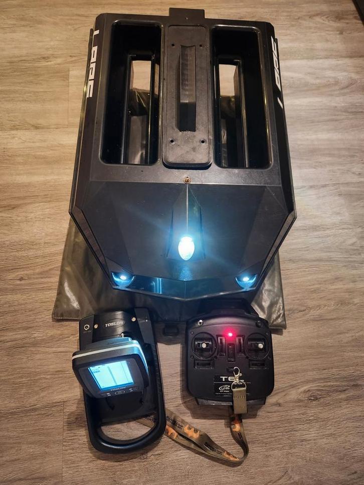 Navigator Baitboat voerboot met dieptemeter en accu's, Watersport en Boten, Hengelsport | Karpervissen, Gebruikt, Complete set