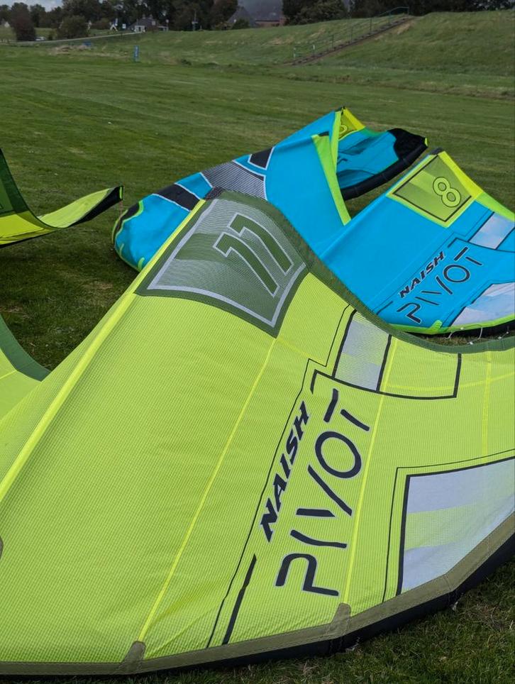 Naish Pivot 2024 - 8m & 11m + Torque 2  bar (complete set), Watersport en Boten, Kitesurfen, Zo goed als nieuw, Geen board, Ophalen of Verzenden