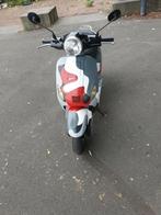 Vespa look a like, Fietsen en Brommers, Ophalen of Verzenden, Zo goed als nieuw, Overige merken