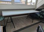 Ikea bureau met lichte beschadigingen, Huis en Inrichting, Bureaus, Ophalen, Gebruikt