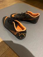 Zaalschoenen Nike, Sport en Fitness, Voetbal, Maat XL, Verzenden, Zo goed als nieuw, Schoenen