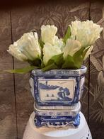 CHINESE BLOEMPOT MET ONDERZETTER BLAUW WIT DELFTS BLAUW, Huis en Inrichting, Woonaccessoires | Overige, Ophalen of Verzenden, Zo goed als nieuw