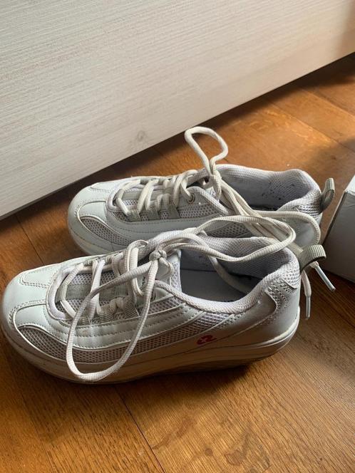 Shape up schoenen maat 36(nr.36 DA), Kleding | Dames, Schoenen, Gedragen, Sneakers of Gympen, Wit, Ophalen of Verzenden