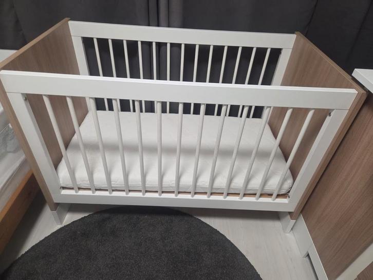 Mooi ledikantje te koop!, Kinderen en Baby's, Babywiegjes en Ledikanten, Zo goed als nieuw, Ledikant, Ophalen