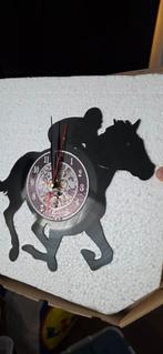 Unieke paarden wandklok, Huis en Inrichting, Woonaccessoires | Klokken, Ophalen, Gebruikt, Analoog, Wandklok