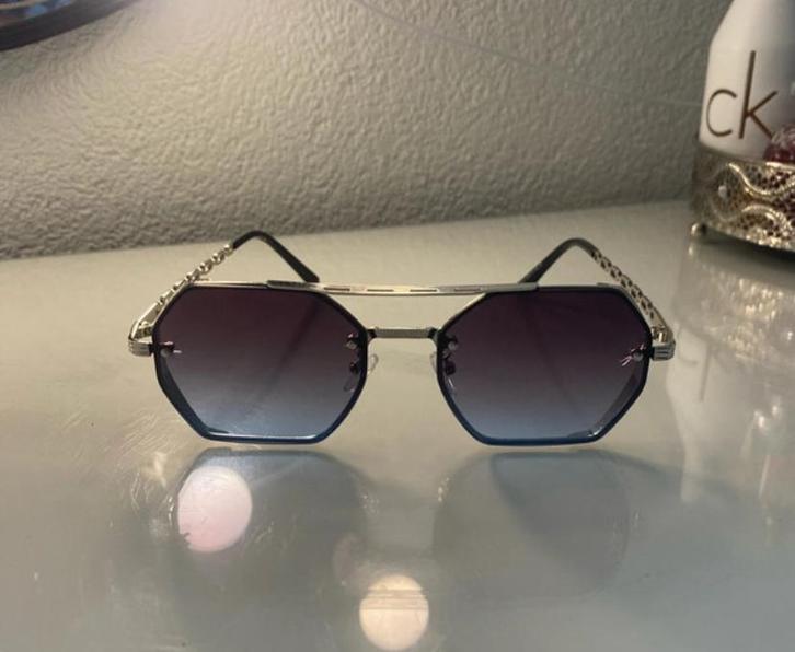 Zonnebril, Sieraden, Tassen en Uiterlijk, Zonnebrillen en Brillen | Dames, Ophalen of Verzenden