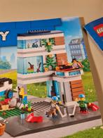 LEGO CITY 60291 FAMILIEHUIS, Kinderen en Baby's, Speelgoed | Duplo en Lego, Ophalen of Verzenden, Zo goed als nieuw