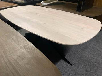 Massief Eiken Tafel 210x105 - White Wash beschikbaar voor biedingen